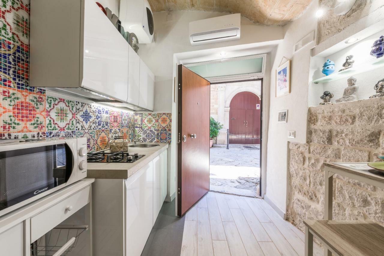 San Nicola Old Town Apartment Casatuabari Buitenkant foto