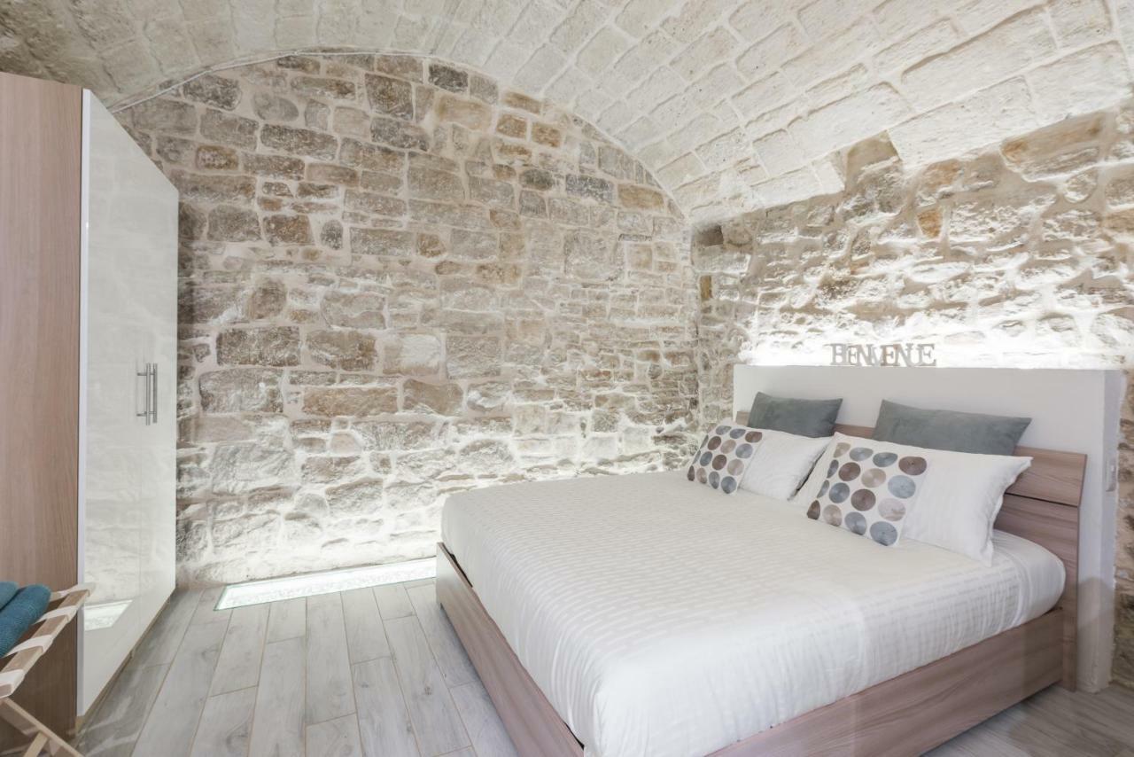 San Nicola Old Town Apartment Casatuabari Buitenkant foto